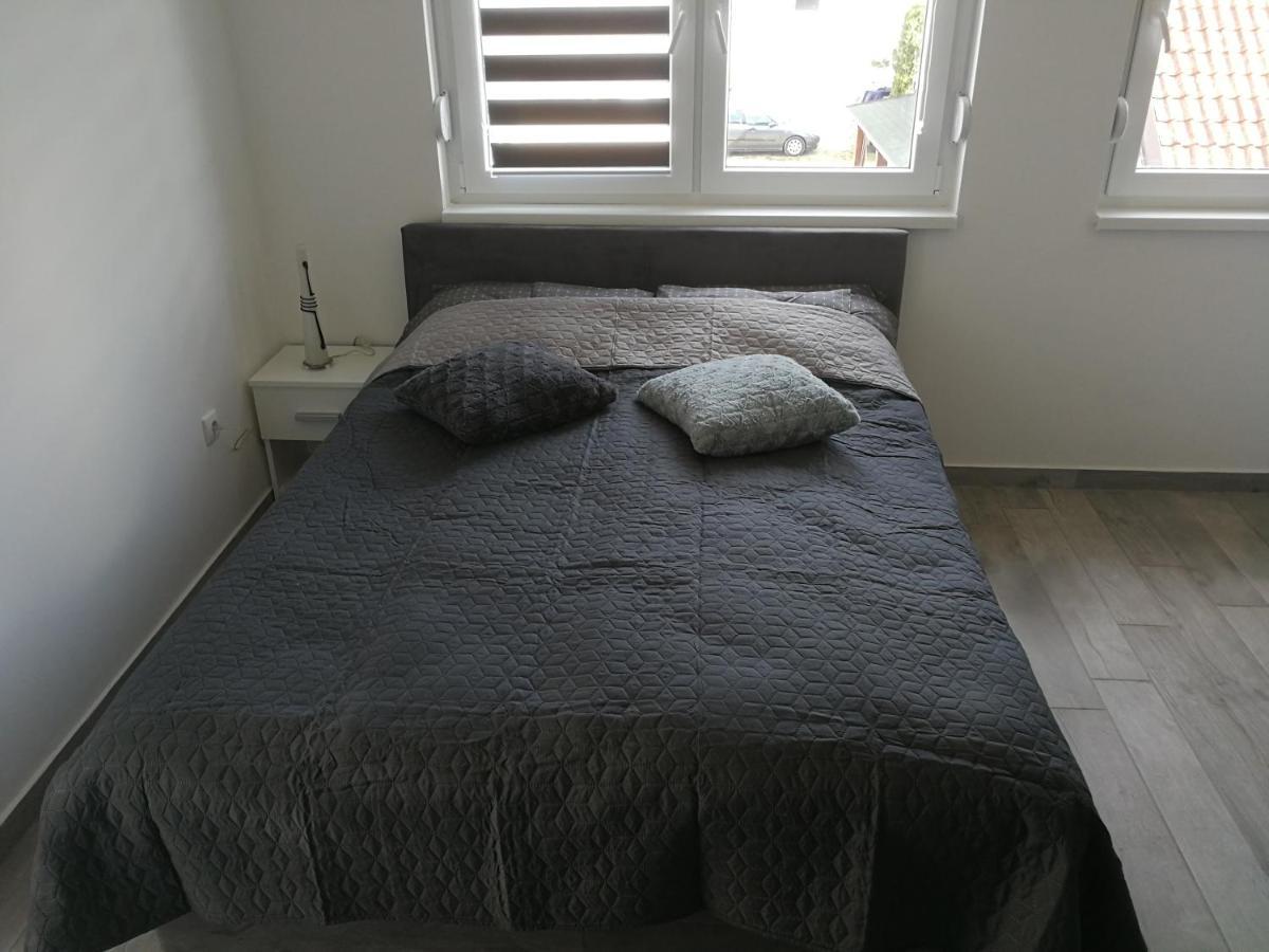 Apartament Danica Sremska Mitrovica Zewnętrze zdjęcie