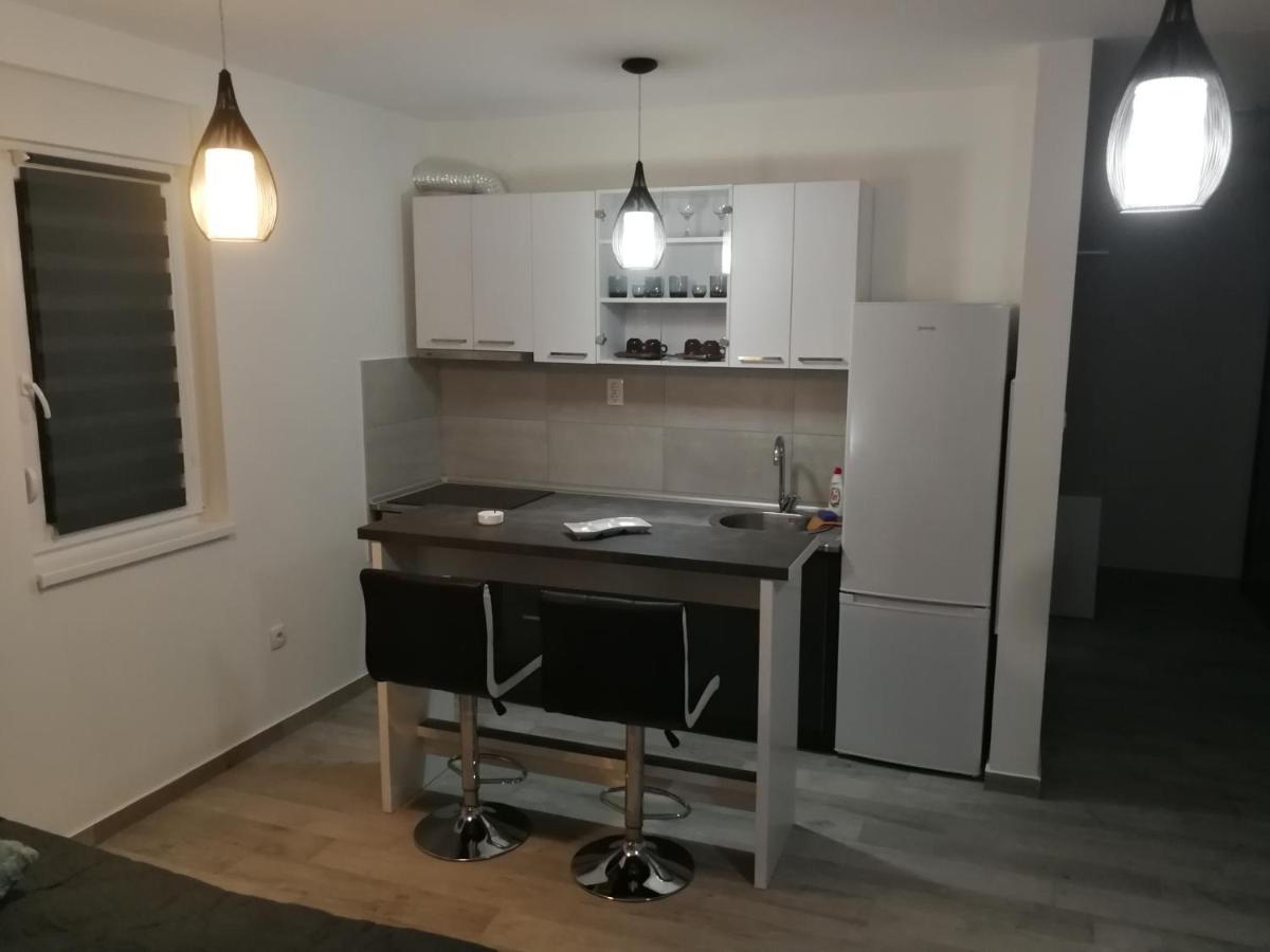 Apartament Danica Sremska Mitrovica Zewnętrze zdjęcie